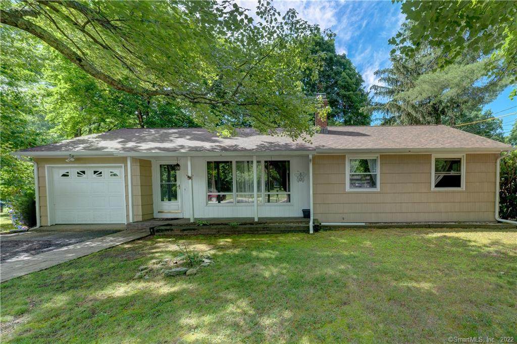 19 Larrow Drive - Photo 1