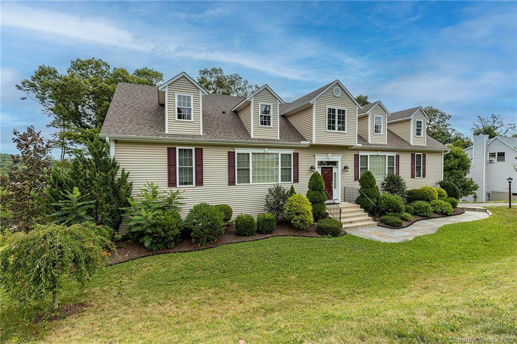35 Clearview Drive - Photo 1