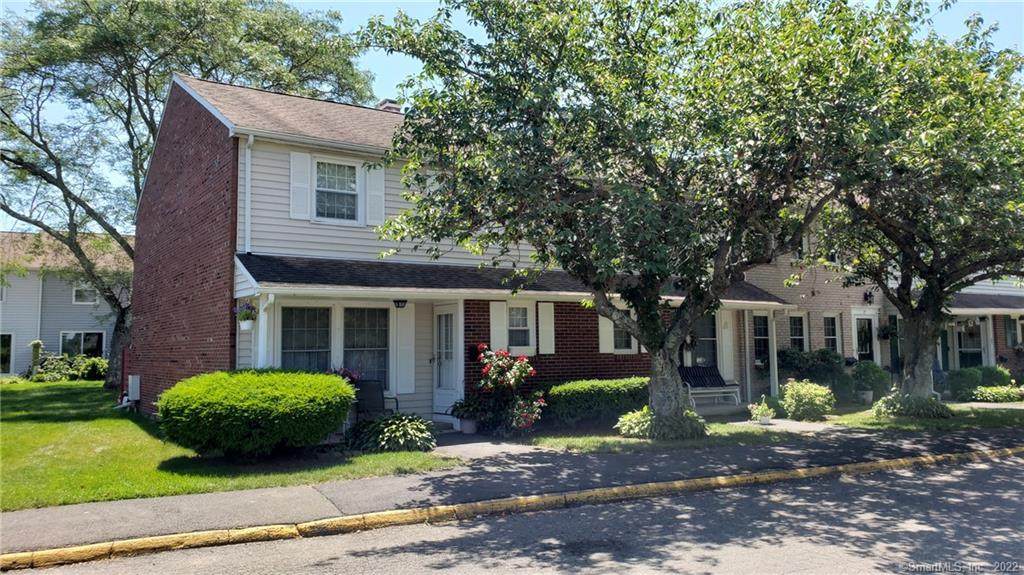 33 Greenwich Way - Photo 1