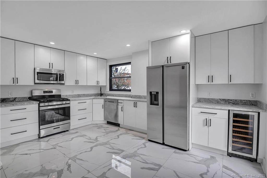 54 Trumbull Street - Photo 1