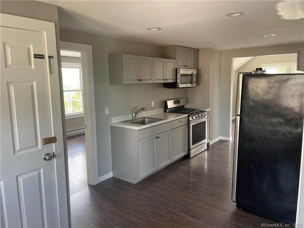 131 Vanderbilt Avenue - Photo 1