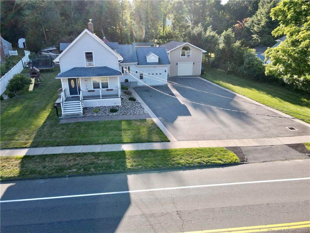 2621 Main Street - Photo 1