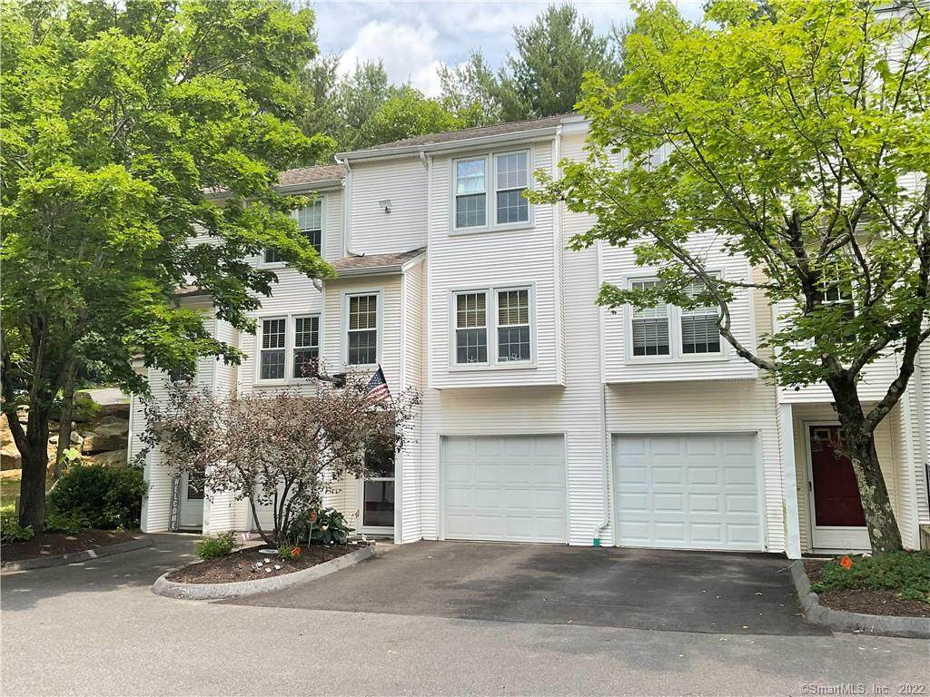 380 Hitchcock Road - Photo 1