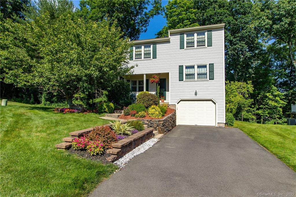 33 Sunnybrook Drive - Photo 1