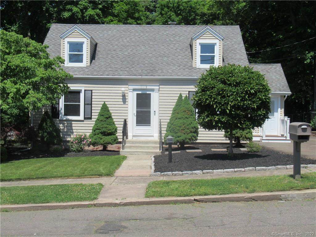 11 Pleasant Drive - Photo 1
