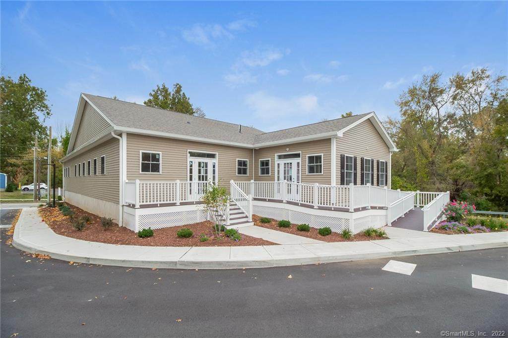 476 Naubuc Avenue - Photo 1