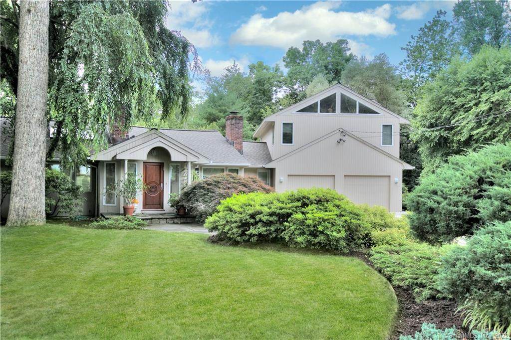 6 Manor Drive - Photo 1