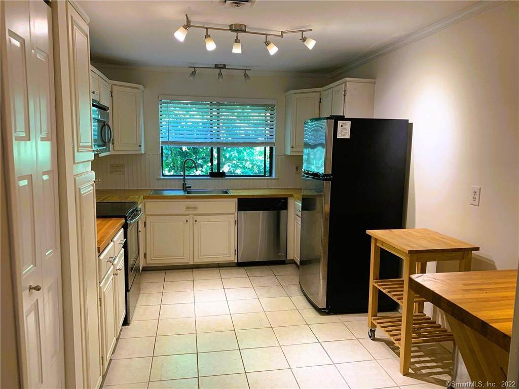 87 Ledgebrook Drive - Photo 1
