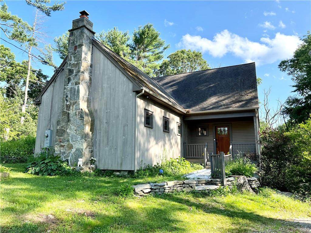 437 Providence Turnpike - Photo 1