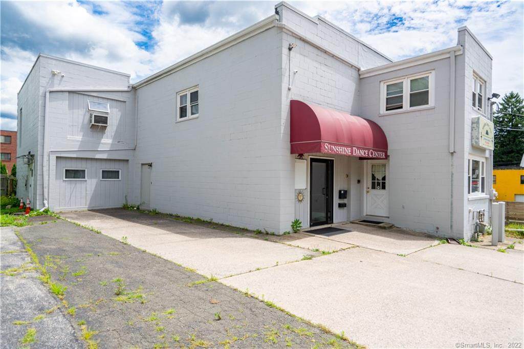 34 Monroe Avenue - Photo 1