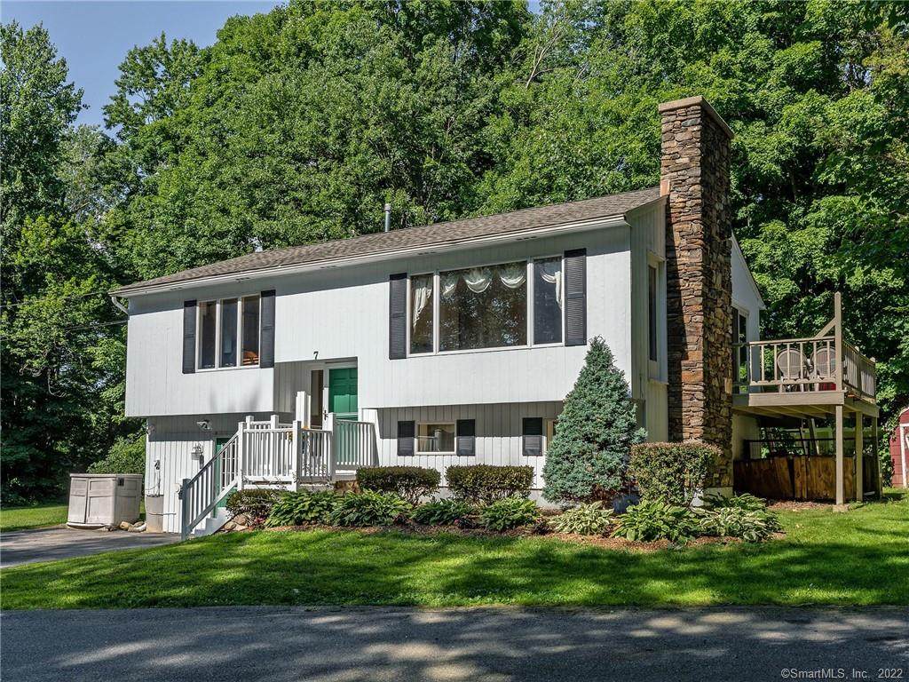 7 Titus Road - Photo 1