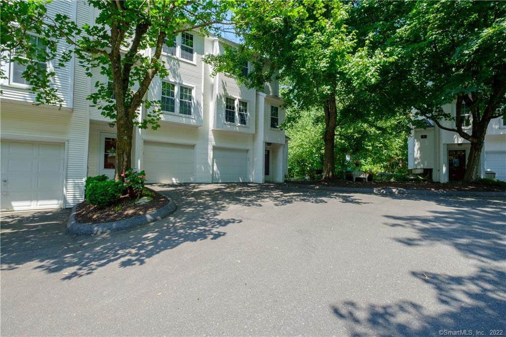 380 Hitchcock Road - Photo 1