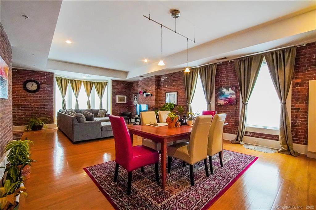 116 Crown Street - Photo 1