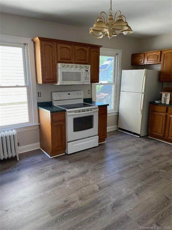 46-48 Oakland Street Street - Photo 1