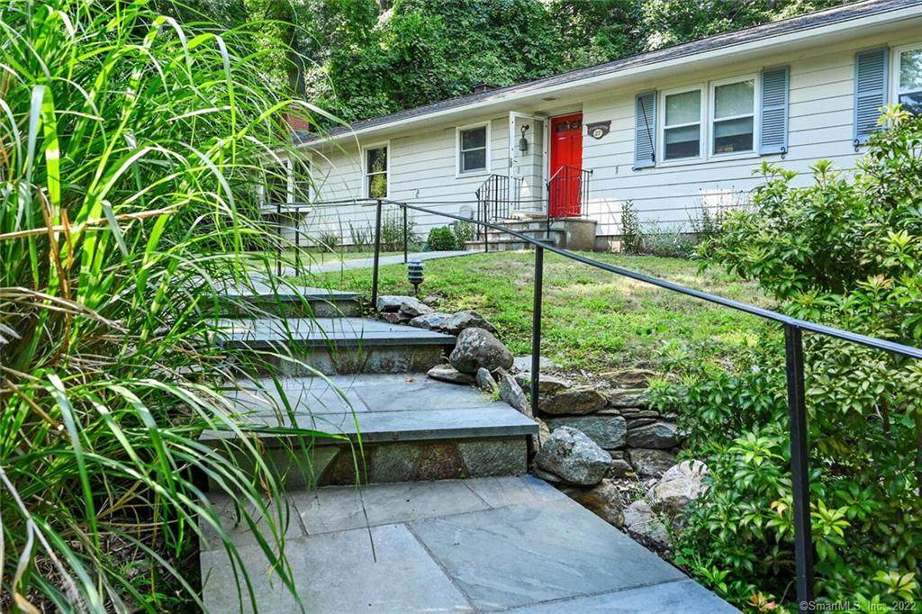 27 Bear Den Road - Photo 1