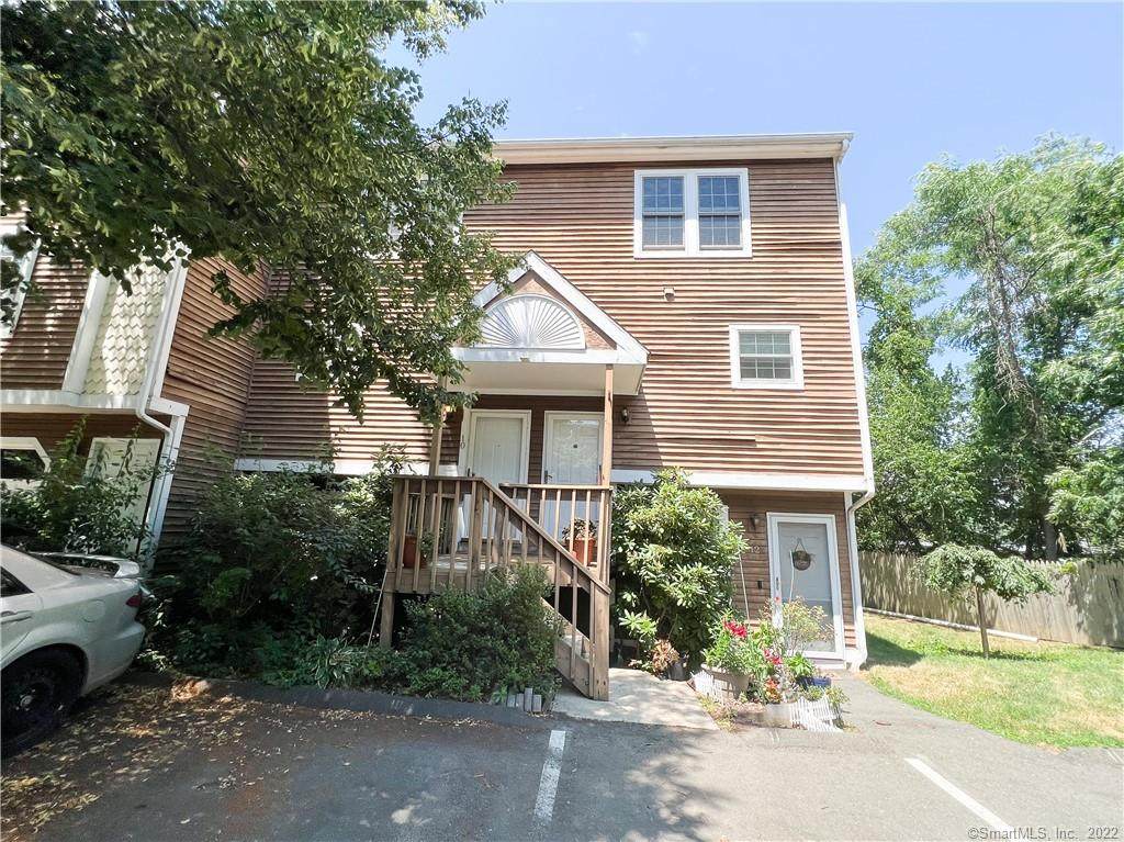 40 Plainfield Avenue - Photo 1