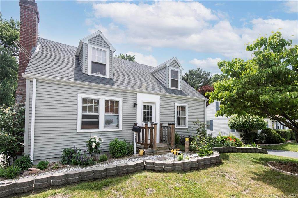 366 Woodbridge Street - Photo 1