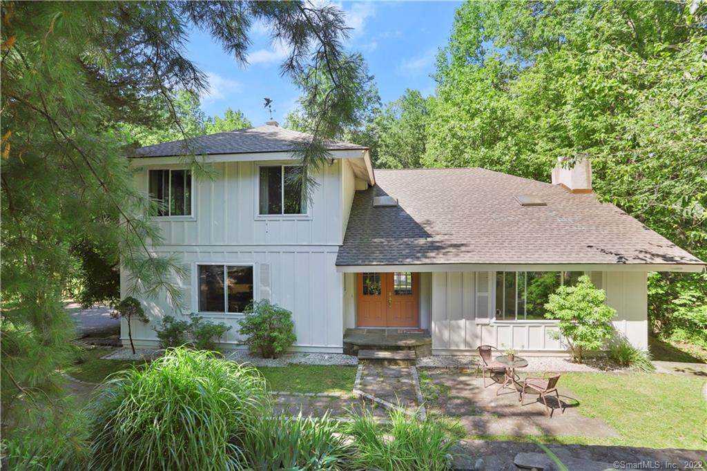106 Akbar Road - Photo 1