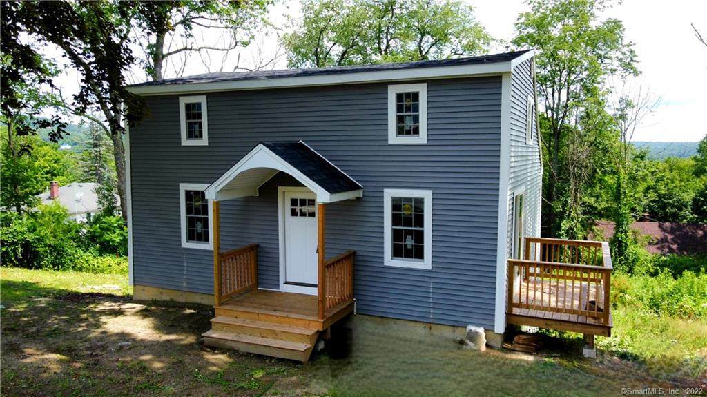 140 Ridge Street - Photo 1