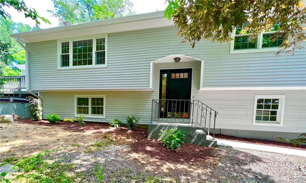 15 Stonewall Lane - Photo 1