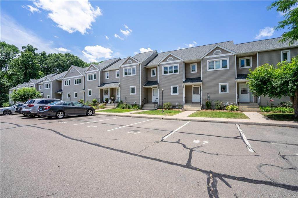 29 Oak Ridge Drive - Photo 1