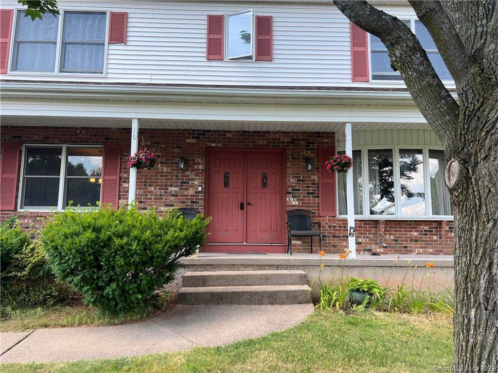 19 Hightower Road - Photo 1