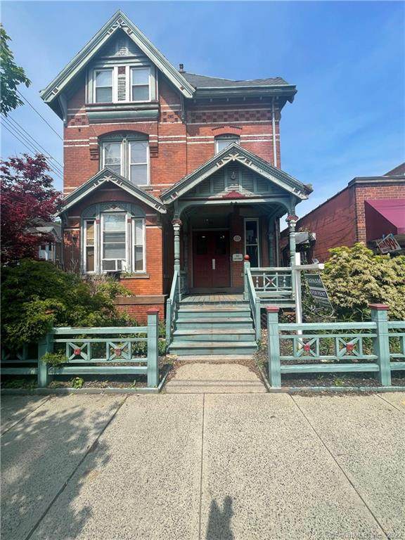 94 Howe Street - Photo 1