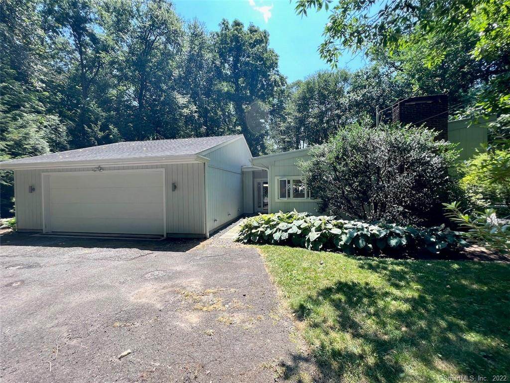 15 Four Brooks Circle - Photo 1