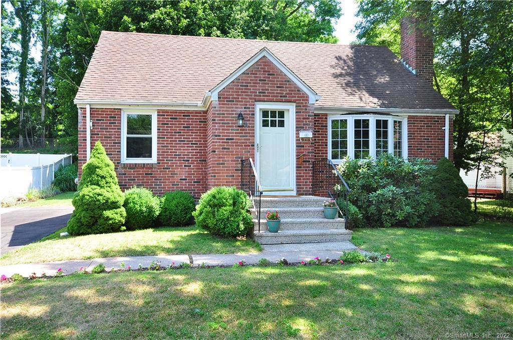 8 Isabelle Terrace - Photo 1