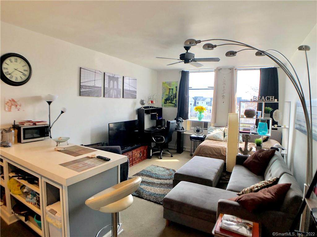 94 Washington Street - Photo 1