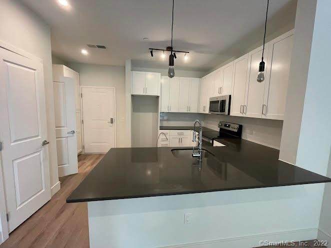 10a Willard Road - Photo 1