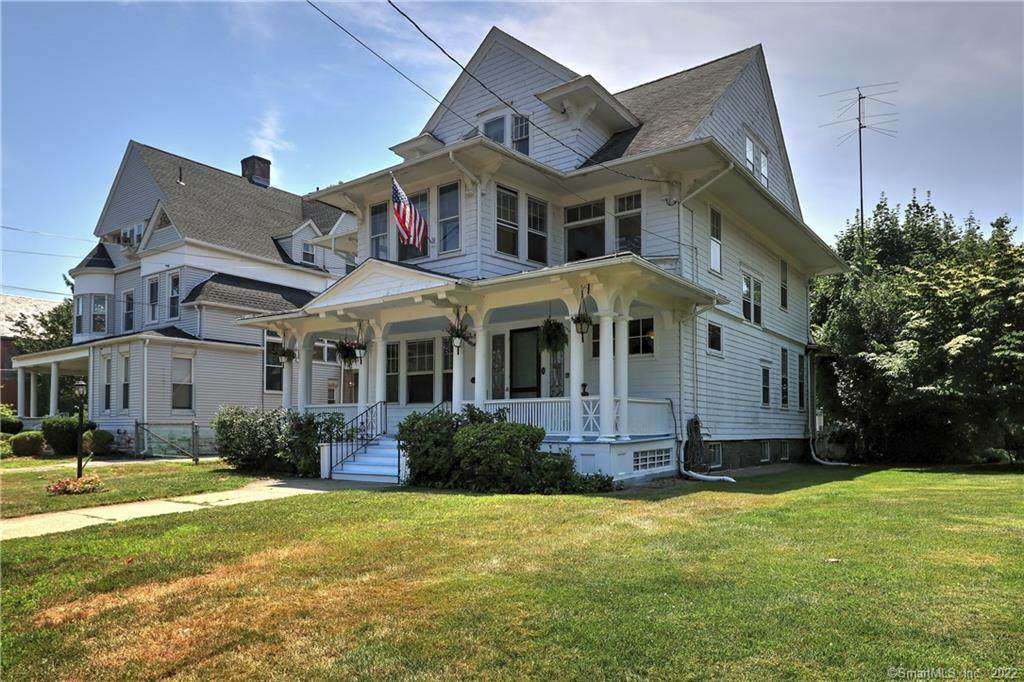 815 Clinton Avenue - Photo 1