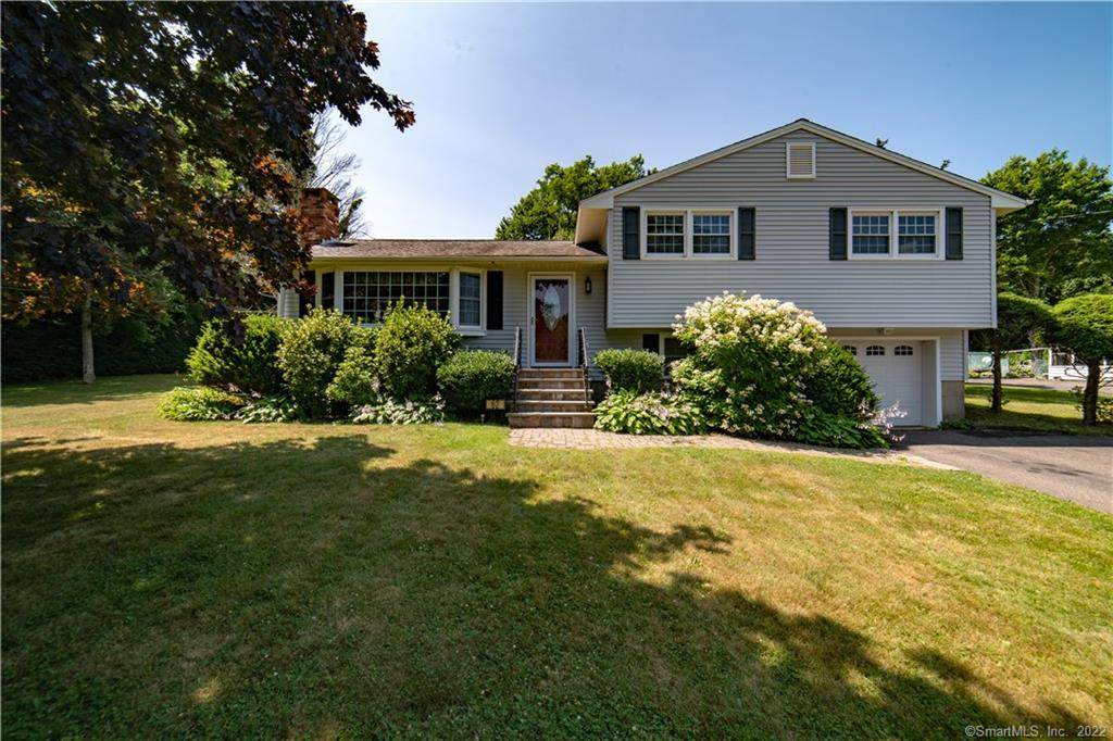 62 Wedgewood Drive - Photo 1