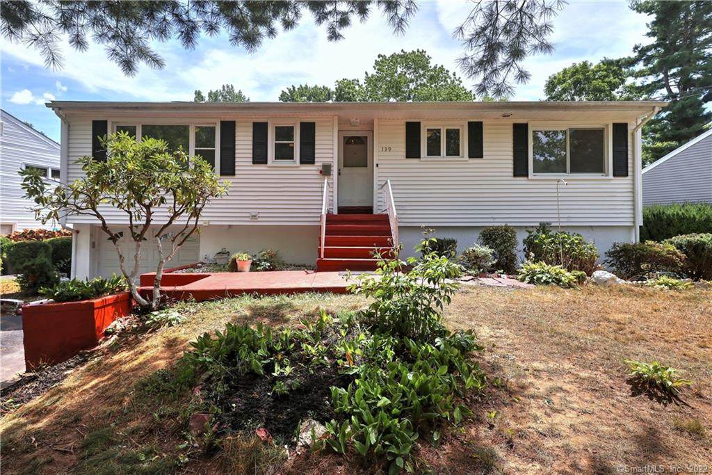 139 Brooklawn Circle - Photo 1