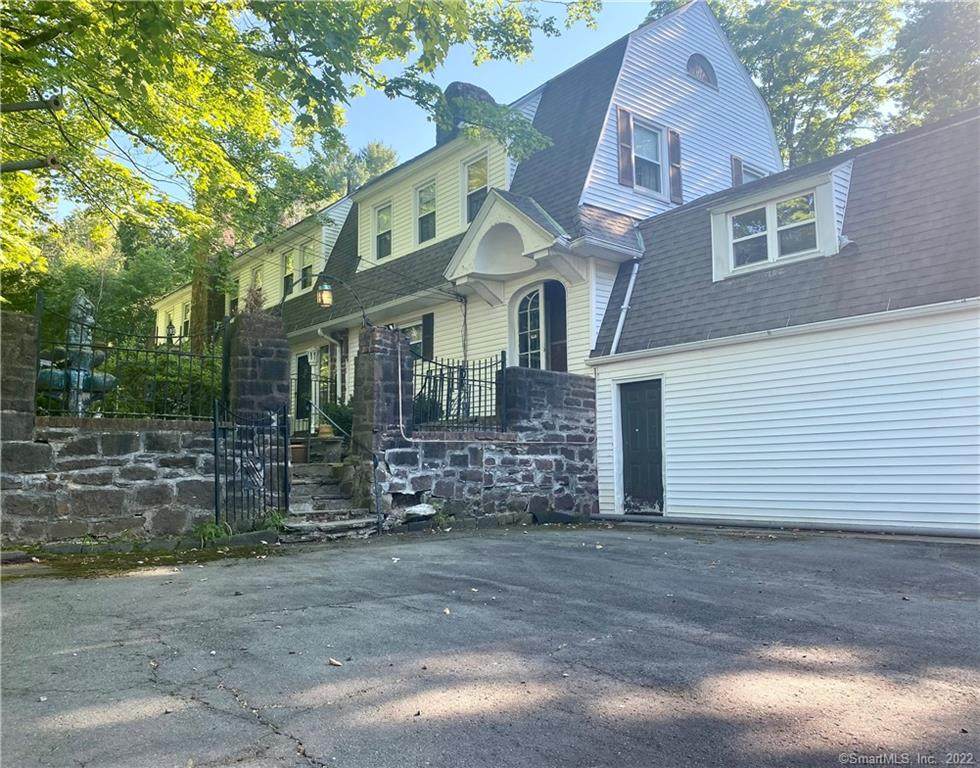 1789 Albany Avenue - Photo 1