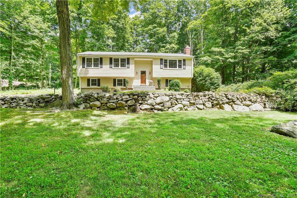 59 Longview Drive - Photo 1