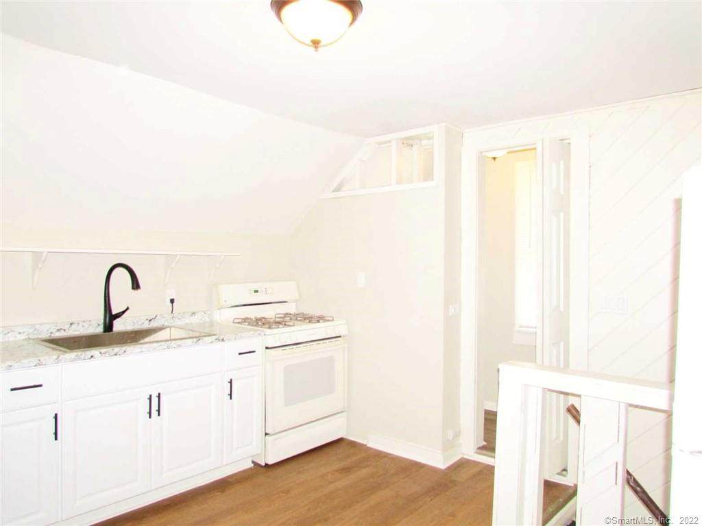 152 Washington Avenue - Photo 1
