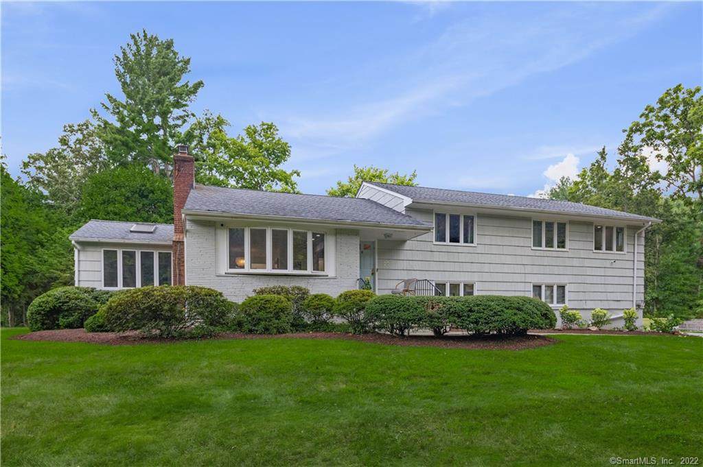 27 Warnock Drive - Photo 1