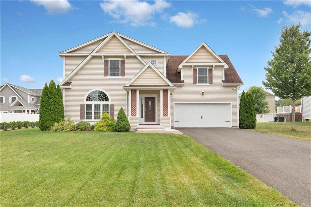 13 Fieldstone Lane - Photo 1