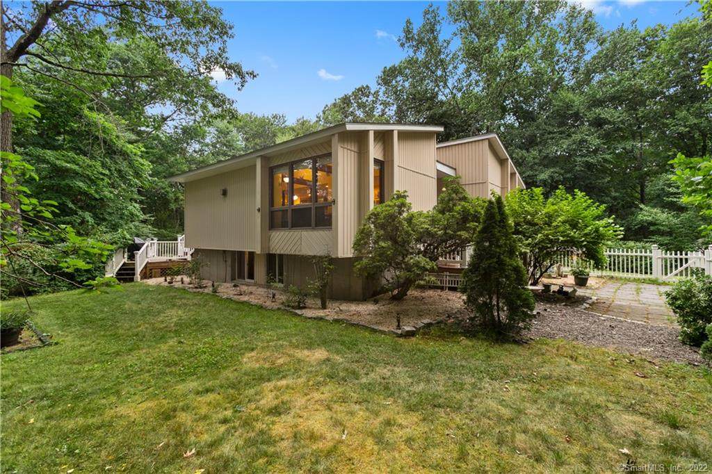 136 Little City Road - Photo 1