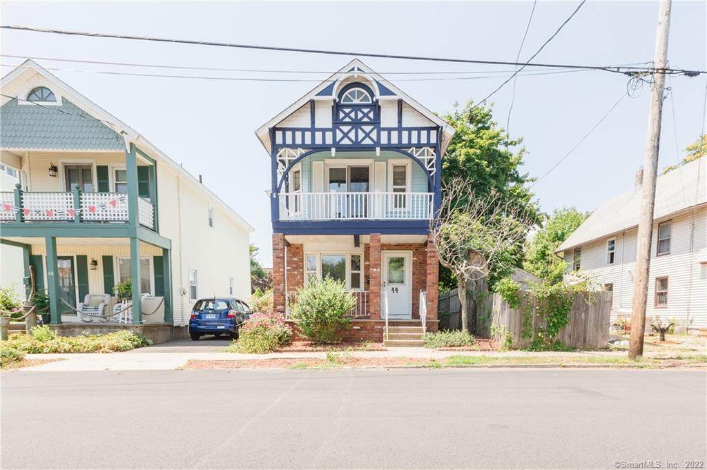 44 Peck Avenue - Photo 1
