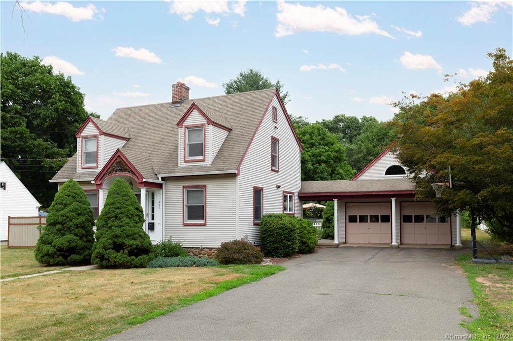 437 Meriden Avenue - Photo 1