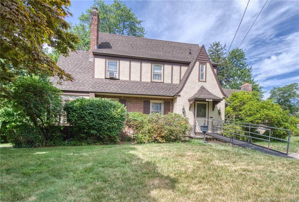 15 Knollwood Road - Photo 1