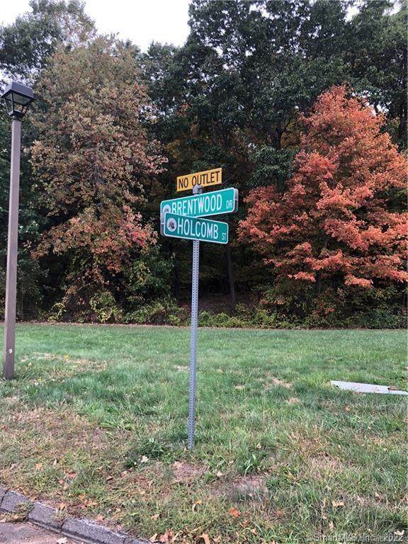 2 Brentwood - Photo 1