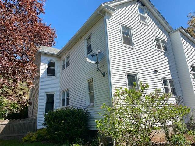 489 New Britain Avenue - Photo 1