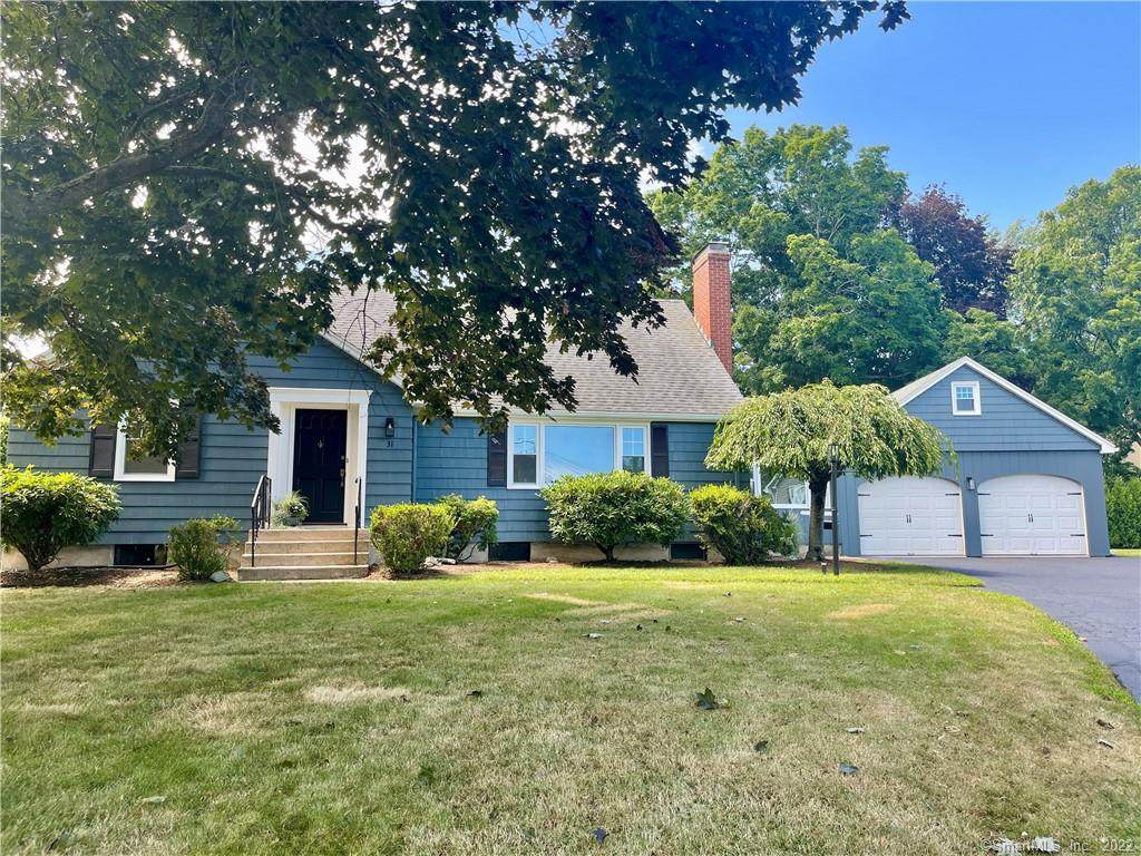 31 Maxwell Drive - Photo 1