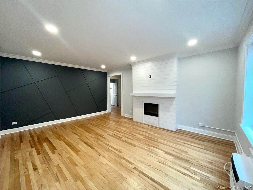 110 Woodside Green Street - Photo 1