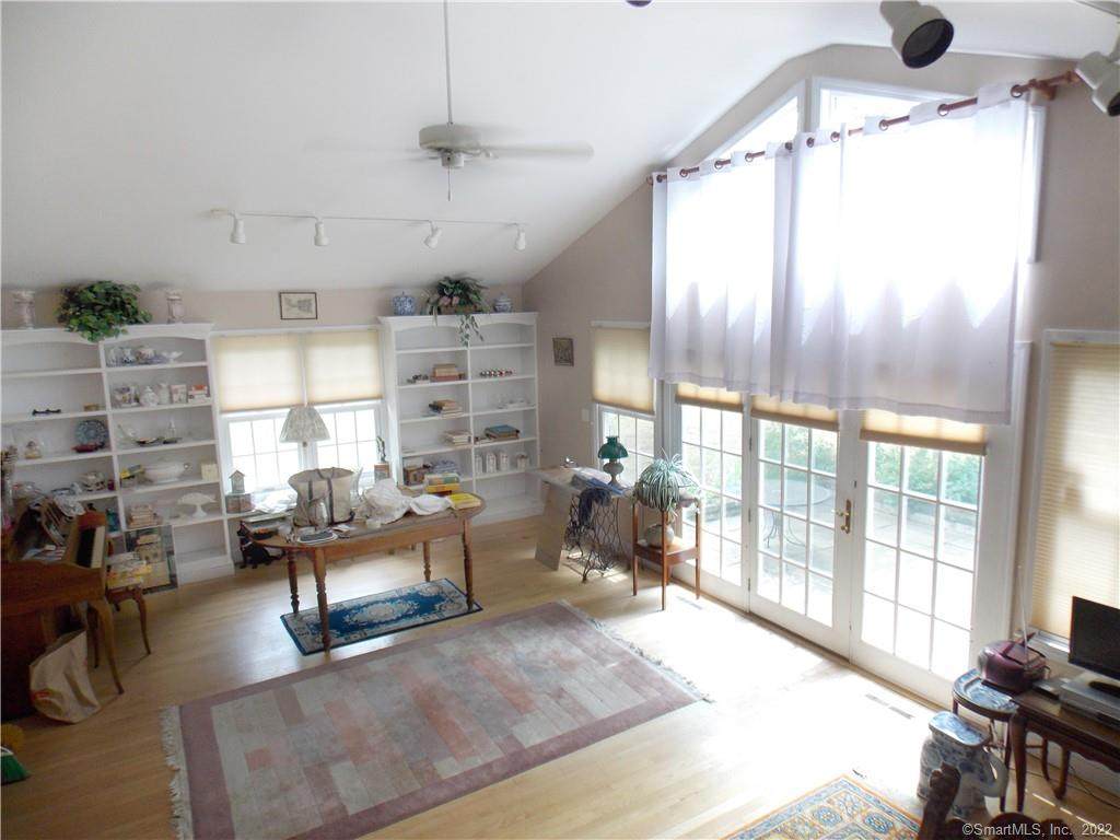 725 Yalesville Road - Photo 1