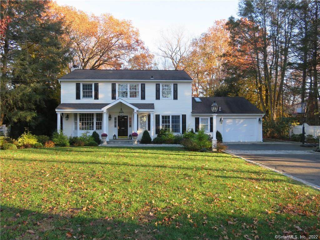 141 Idlewood Drive - Photo 1