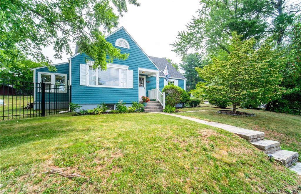 89 Westway - Photo 1